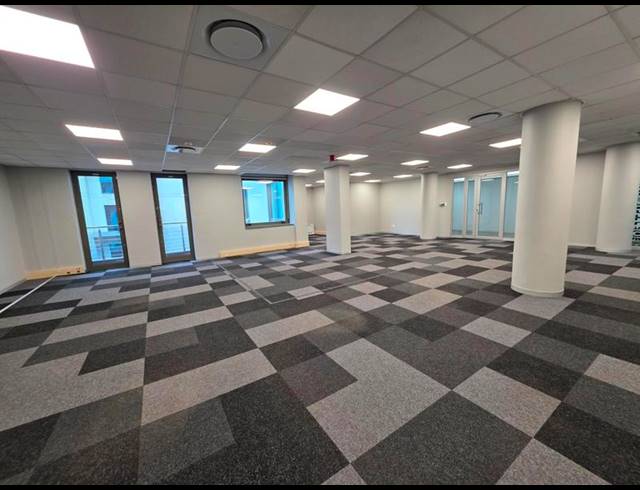 BUSINESS PROPERTY TO RENT IN MENLYN